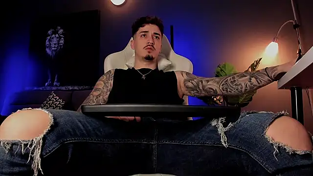 Snapshot of uptomatty chatting on 28, 3, 2026 uptomatty online show from 28, 3, 2026