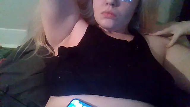 Snapshot of CherryVenus885 chatting on 14, 2, 2025 CherryVenus885 online show from 14, 2, 2025