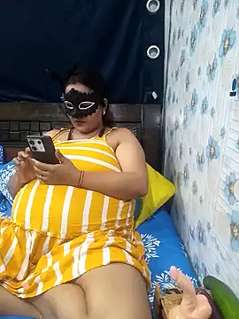 Snapshot of tina8th chatting on 29, 10, 2025 tina8th online show from 29, 10, 2025