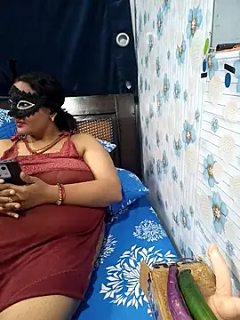 Snapshot of tina8th chatting on 26, 11, 2025 tina8th online show from 26, 11, 2025