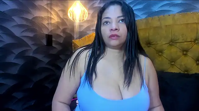 NahomiFireSex online show from 14, 5, 2026