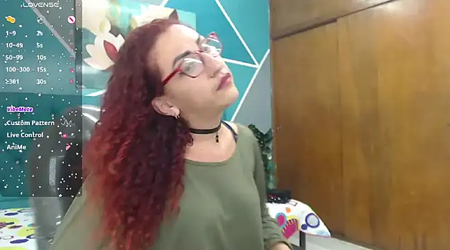 Snapshot of sabrina_dupont chatting on 12, 3, 2025 sabrina dupont online show from 12, 3, 2025