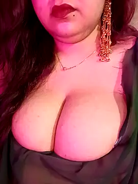 Suhanakhan00 online show from 20, 5, 2026
