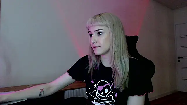 Princess Shy    online show from 26, 2, 2025