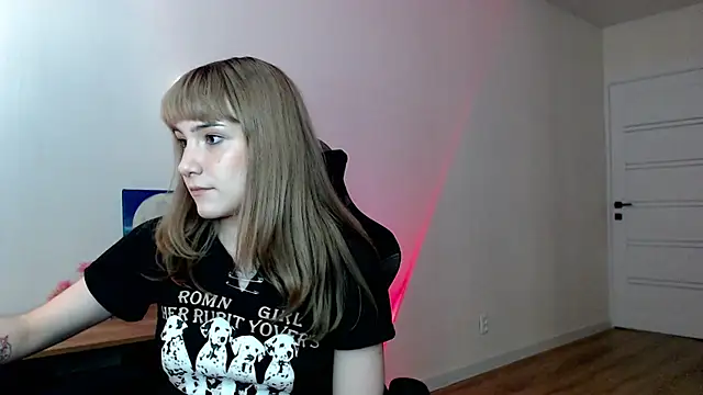 Princess Shy    online show from 19, 3, 2025