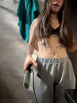 Sophie LS online show from 25, 11, 2025