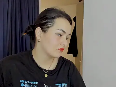 Snapshot of Babe-sofi chatting on 23, 6, 2026 Babe-sofi online show from 23, 6, 2026