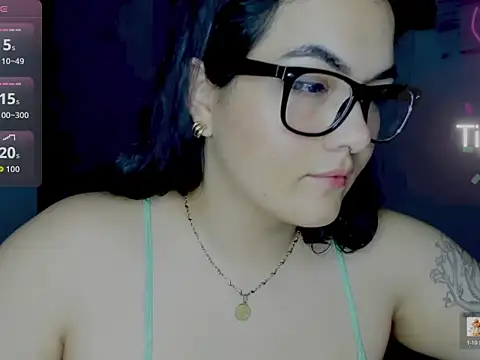 Snapshot of Babe-sofi chatting on 6, 7, 2026 Babe-sofi online show from 6, 7, 2026
