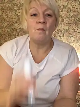 Laura Millf online show from 19, 1, 2025