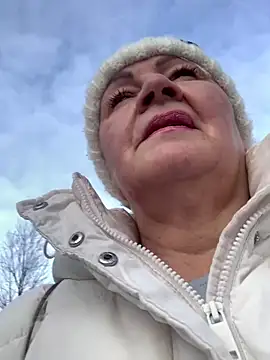 Snapshot of Laura_Millf chatting on 10, 2, 2026 Laura Millf online show from 10, 2, 2026