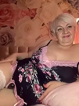 Laura Millf online show from 24, 4, 2026