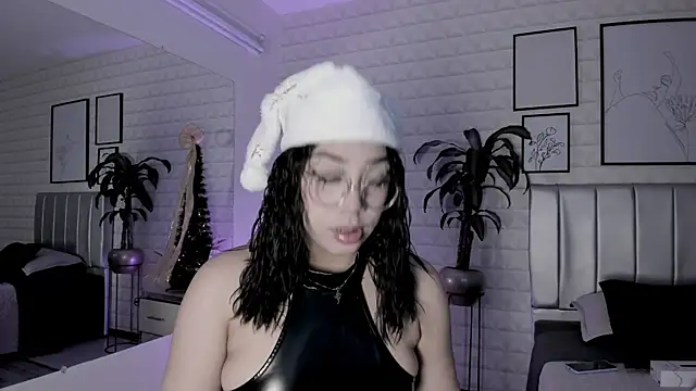 Lizzie-Evans online show from 5, 12, 2025