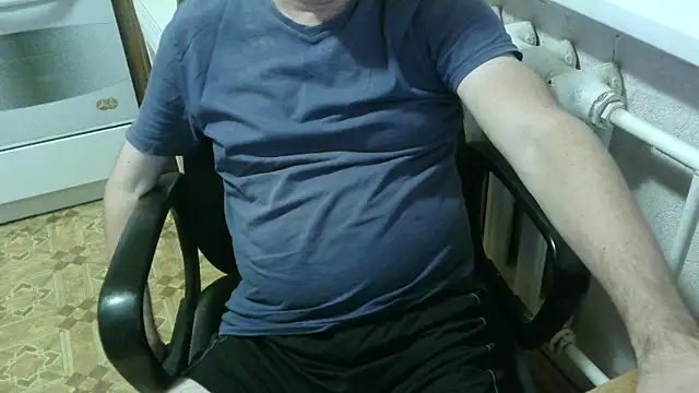 Snapshot of AlDON59 chatting on 2, 10, 2025 AlDON59 online show from 2, 10, 2025