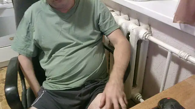 Snapshot of AlDON59 chatting on 9, 10, 2025 AlDON59 online show from 9, 10, 2025