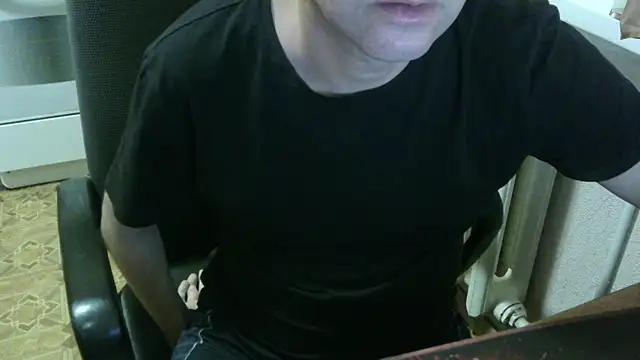 Snapshot of AlDON59 chatting on 12, 10, 2025 AlDON59 online show from 12, 10, 2025