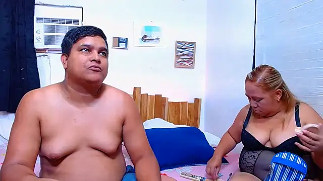 Snapshot of lucasandSofi chatting on 24, 5, 2026 lucasandSofi online show from 24, 5, 2026