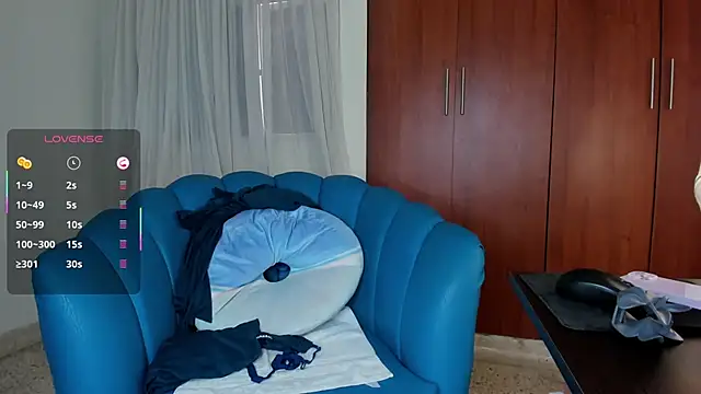 Snapshot of Julie_Markk chatting on 5, 11, 2025 Julie Markk online show from 5, 11, 2025