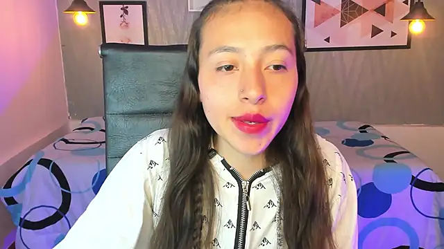 Valeria roussi online show from 19, 12, 2024