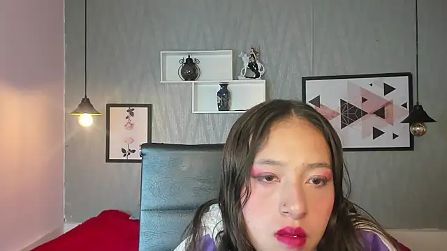 Valeria roussi online show from 29, 12, 2024