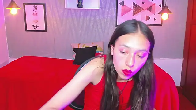 Valeria roussi online show from 21, 1, 2025