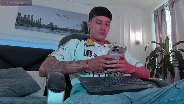 Damian23   online show from 27, 3, 2026