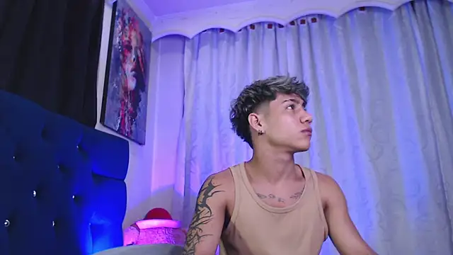 Sexys Boys Hot1 online show from 18, 5, 2026