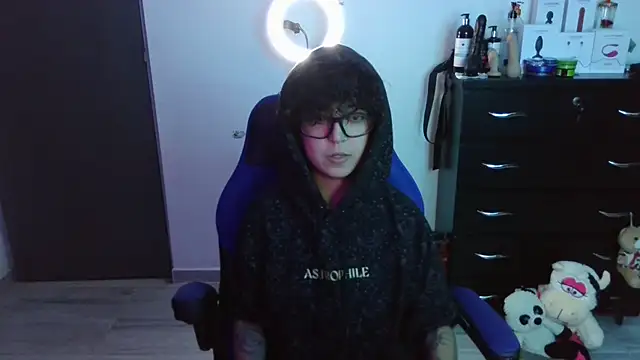 thomascooper7 online show from 28, 9, 2025