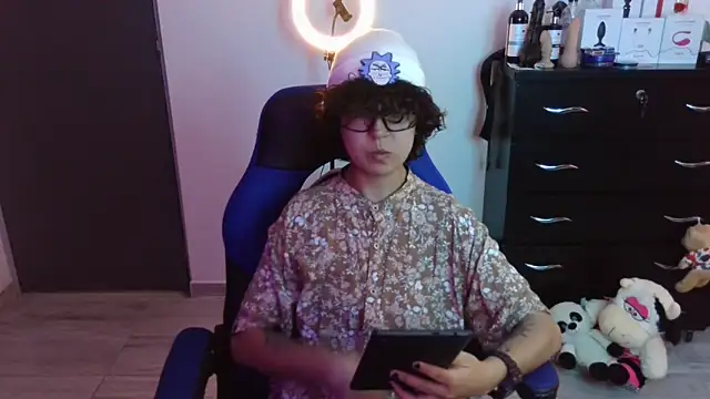 thomascooper7 online show from 8, 11, 2025