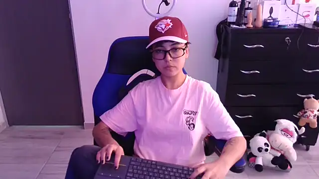 thomascooper7 online show from 15, 11, 2025