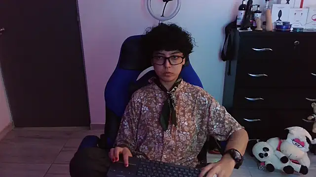 thomascooper7 online show from 19, 2, 2026