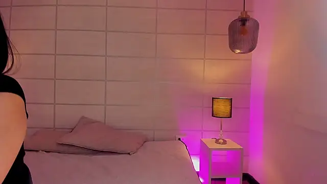 Snapshot of Christine_Laam chatting on 28, 2, 2026 Christine Laam online show from 28, 2, 2026