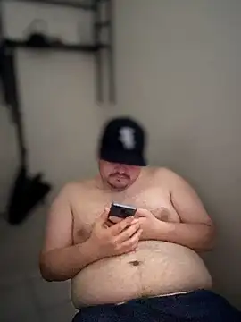 Snapshot of RodeMud chatting on 19, 3, 2026 RodeMud online show from 19, 3, 2026