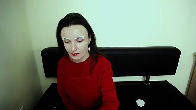 LaimaV  online show from 24, 10, 2025