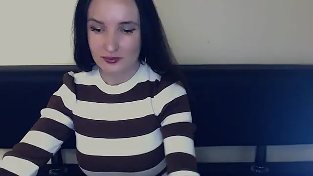 LaimaV  online show from 17, 5, 2026
