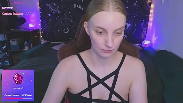 Snapshot of Fluffy_muffin_ chatting on 17, 1, 2026 Fluffy muffin online show from 17, 1, 2026