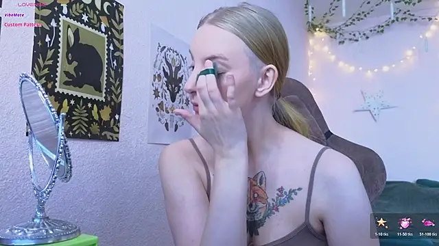 Snapshot of Fluffy_muffin_ chatting on 29, 3, 2026 Fluffy muffin online show from 29, 3, 2026