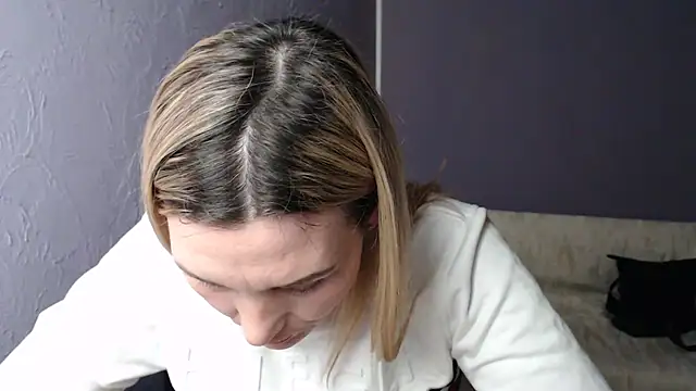  sexy lady online show from 28, 2, 2025