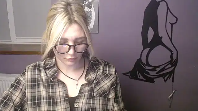  sexy lady online show from 28, 3, 2026