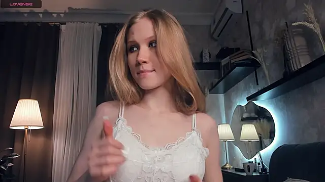 AnitaaClark online show from 24, 9, 2025