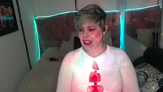 Snapshot of Grecia_Horny chatting on 24, 1, 2025 Grecia Horny online show from 24, 1, 2025