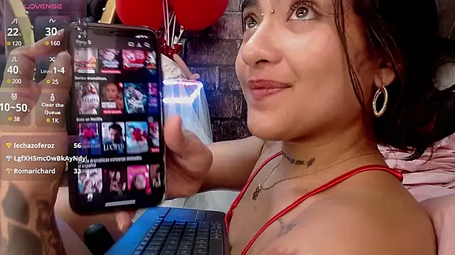 HelenaSwani online show from 28, 2, 2025