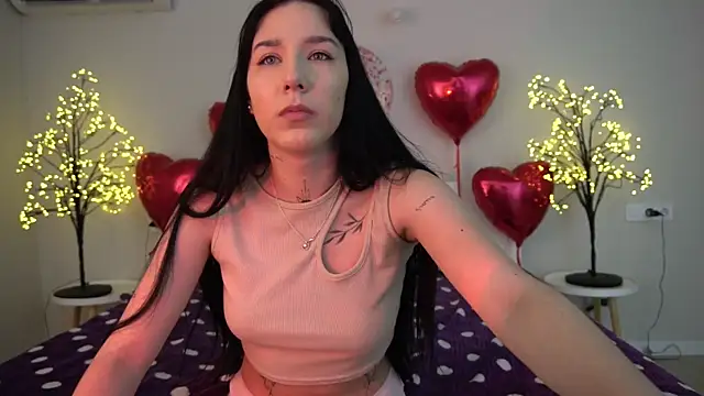NikkiGoldSide online show from 17, 2, 2025