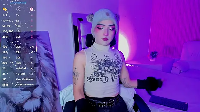 Snapshot of melodybonss_ chatting on 21, 10, 2025 melodybonss online show from 21, 10, 2025