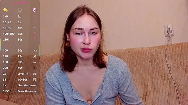 Snapshot of sleeeep_y chatting on 21, 6, 2026 sleeeep y online show from 21, 6, 2026