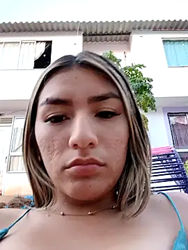 GIRL DONCELLA online show from 18, 12, 2024