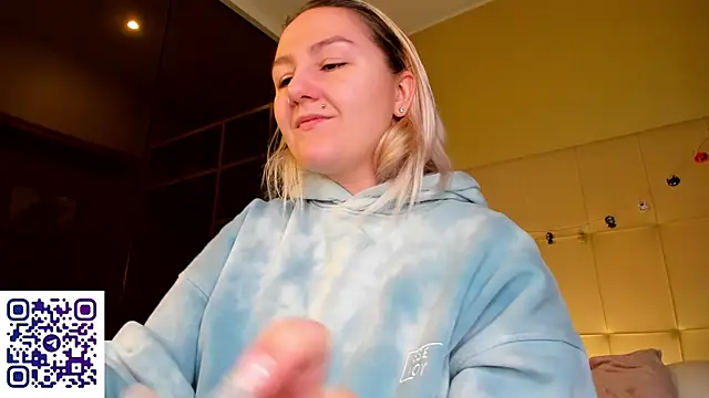 Debbie Taylor online show from 7, 11, 2025