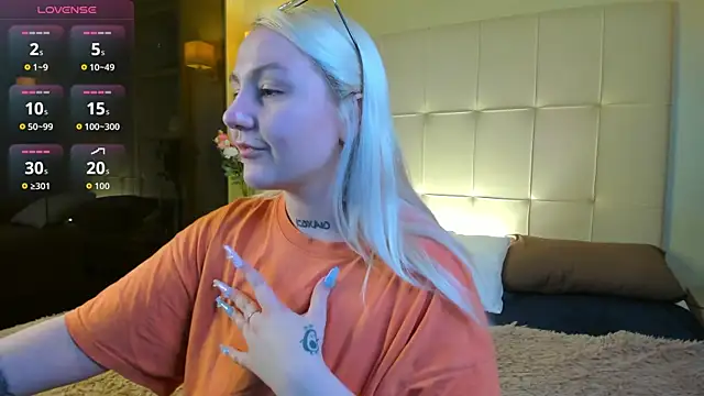 Snapshot of Debbie_Taylor chatting on 1, 4, 2026 Debbie Taylor online show from 1, 4, 2026