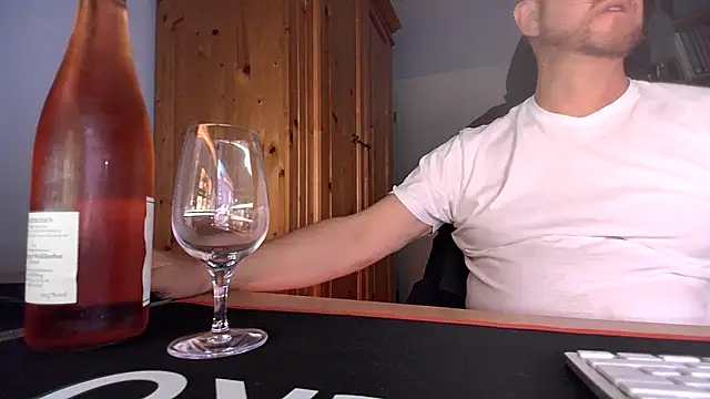 Tom PP cgn online show from 28, 10, 2025