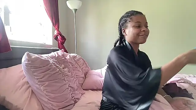 Snapshot of miamiworld chatting on 27, 9, 2025 miamiworld online show from 27, 9, 2025