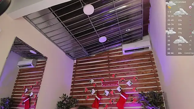 Sapphire Venuss online show from 24, 12, 2024